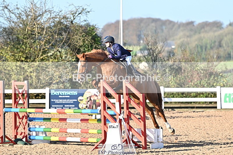 241113A-095741-00116 - Cls 01A&B Brit Nov & 90cm Open