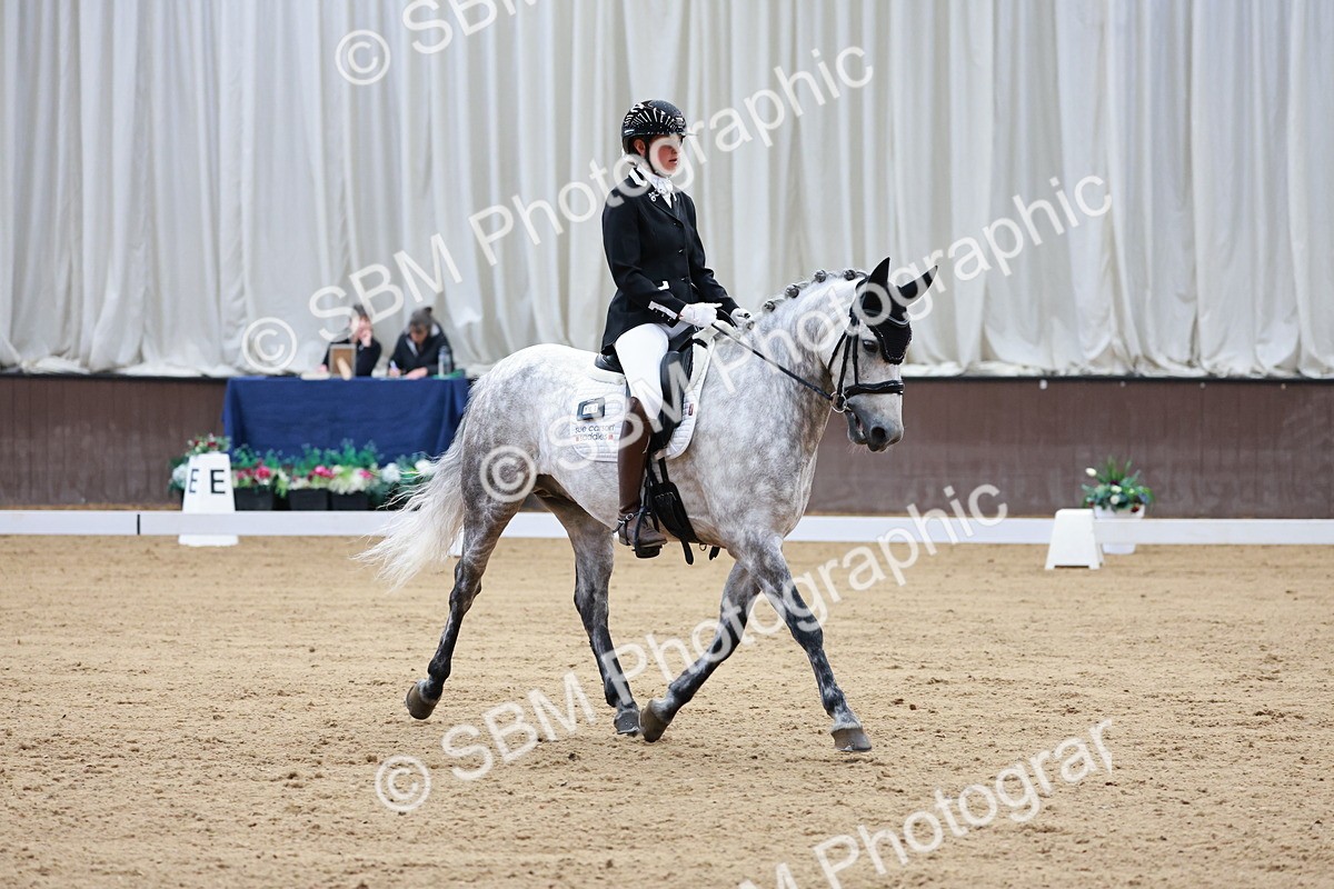 SBM_007139 - Class 6b - Novice 6 - 8.56-9.24