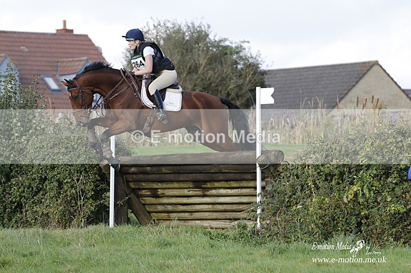  WWHT 171021 4042 - Open (1.00m)  17/10/21