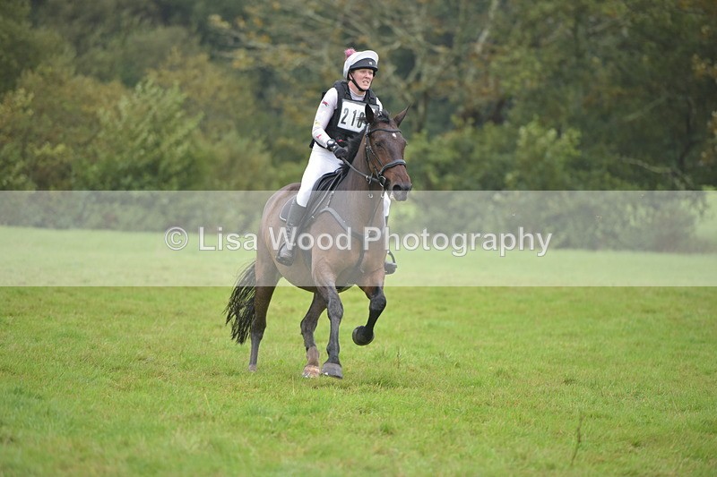 RAY_9853 - Class 2: 70cm: Corner