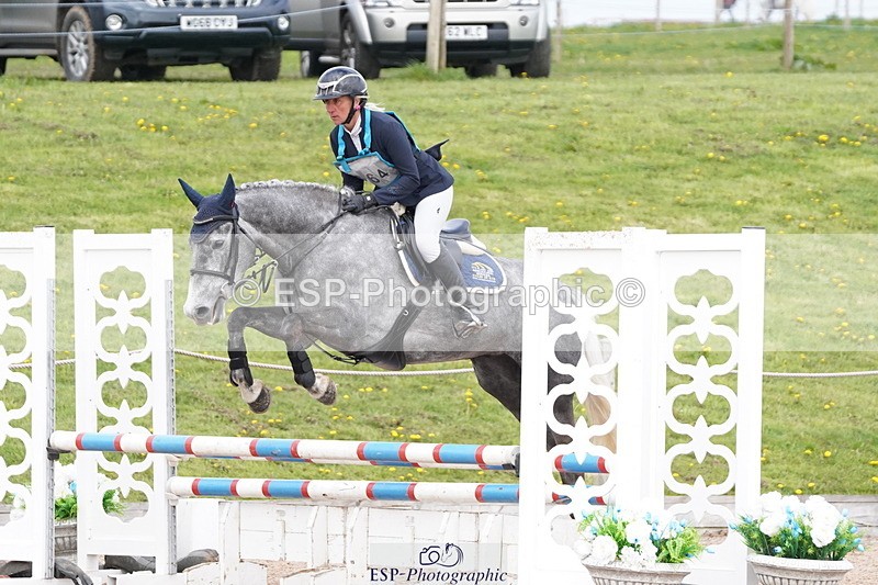 250419-152452-12912 - 664-Leigh.Smallacombe-CRUISING.CARRA