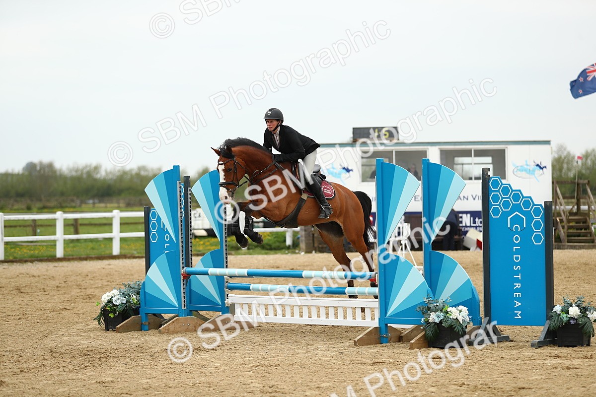 SBM_000613 - Class 2 - Senior British Novice 90cm