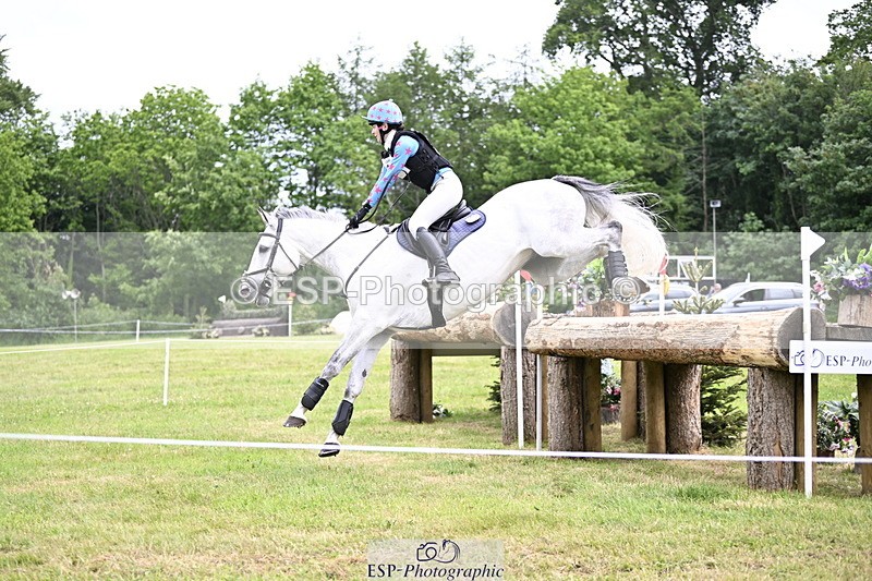 250524A-150451-13968 - C-218-Zoe.Davies-SHUTTERFLY.BLUE