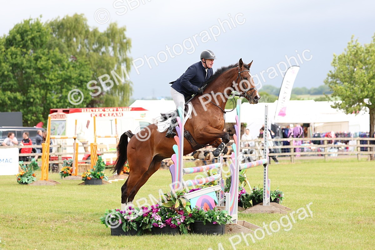 SBM_11902 - Class 205 - Tarmac Senior 1m Open