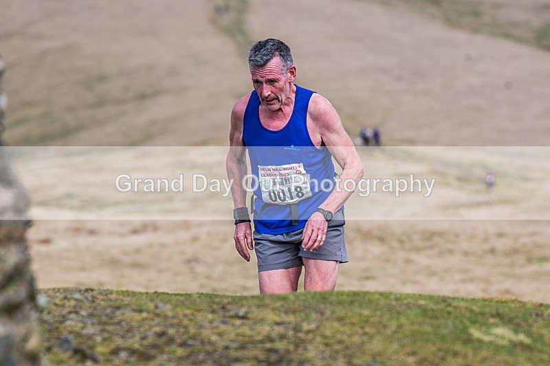 Arant haw-224 - Kendal Winter League Arant Haw Fell Races Sunday 2nd April 2023