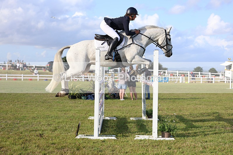 3E7A4561 - Class C1: Showjumping Senior Newcomers/1.10m open