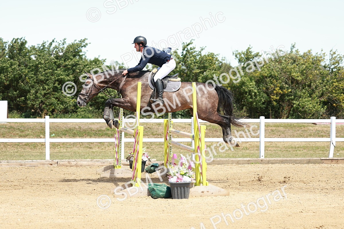 SBM_007420 - Class 3 - Senior Newcomers - 1.10m Open