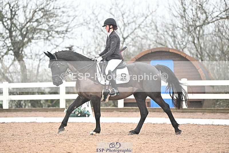 250215-134134-03915 - 191-Julia.Walker-Maygar.Tiki