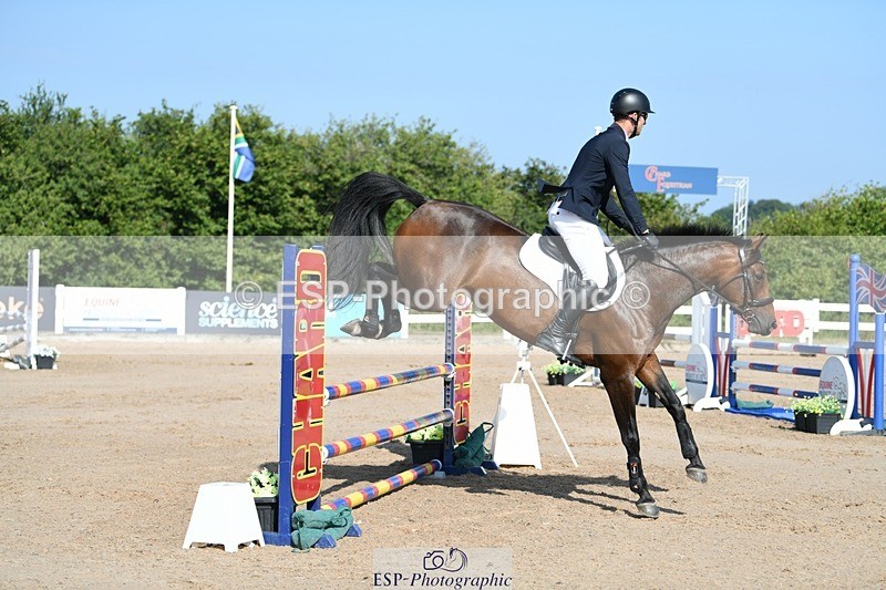 250725-092822-01129 - Cls 6 Snr British Novice and 90cm
