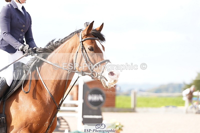 241004A-115848-00381 - Fri 02 Snr 1.05m Open