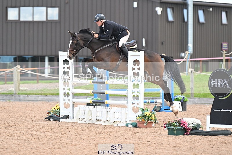 240912A-111738-00533 - Cls 2 Snr Newcomers