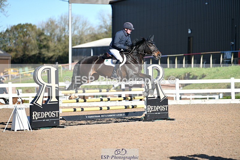 231110A-124404-00431 - Cls 4 Snr 1.05m Open