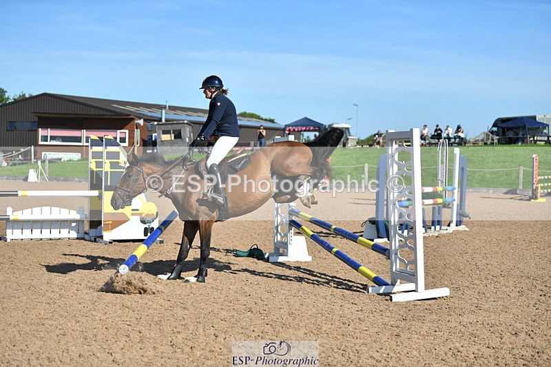 230903A-100739-03600 - Cls 12 95cm Amateur Quali