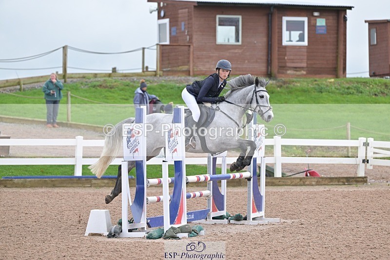 251116-113030-01229 - Cls 5 Pony Discovery and 90cm Open