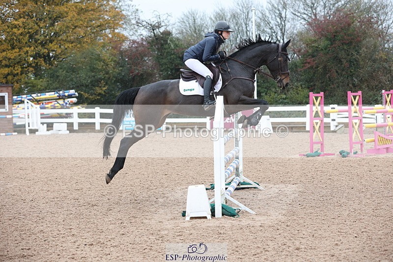 231112A-131518-04351 - Cls 20 Newcomers & 1.10m Open