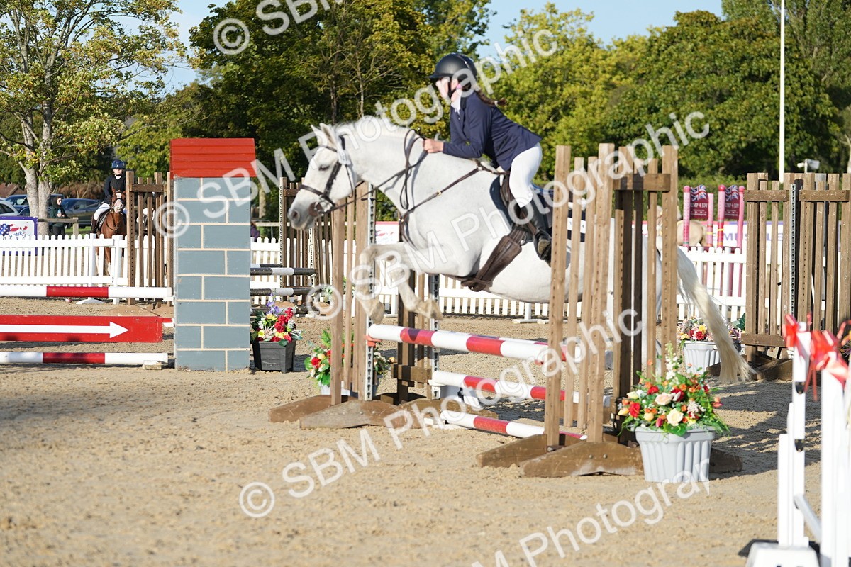 SBM_29378 - J44 - Horse & Hound Open 70cm