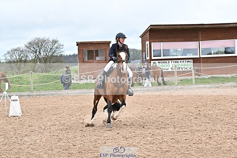 250414-110015-00352 - 80cm Round 1