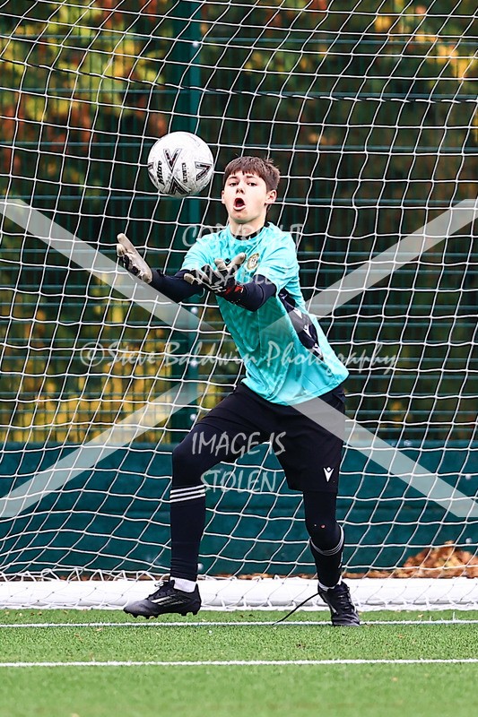 1DX31449 - 2025-10-12 FC Abbey Meads U15 Blue V Hungerford Town Juniors U15 Black