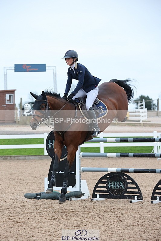 241101A-155339-03109 - FRI Cls 8 National 1.30m