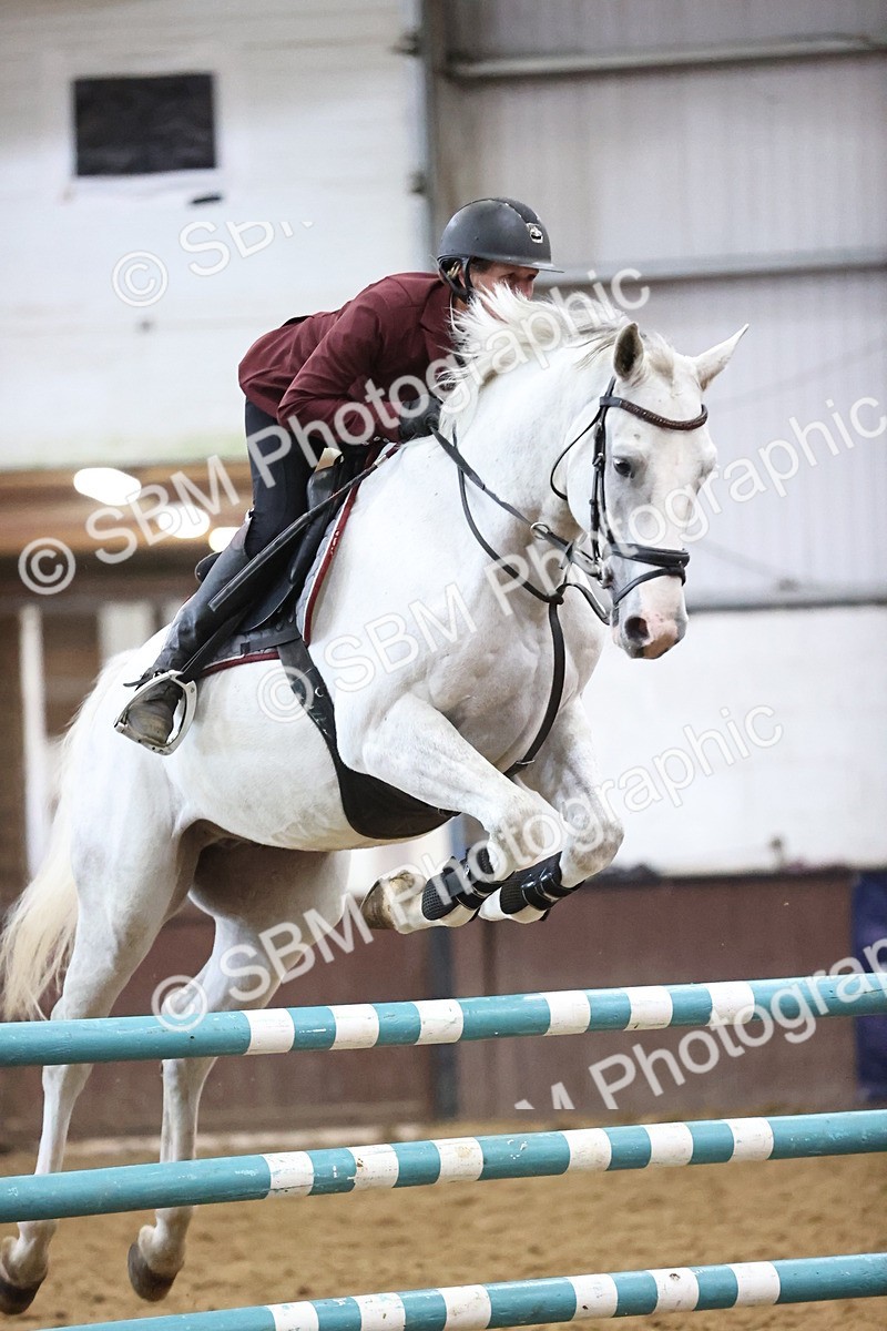 SBM_003494 - Class 11 - Senior Newcomers 1.10m