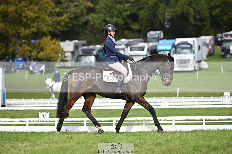 251024A-133643-12163 - D-363-Florrie.Ball