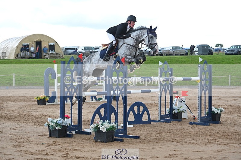 230721A-113215-05680 - Cls 6, 2 Star Medium 1.35m