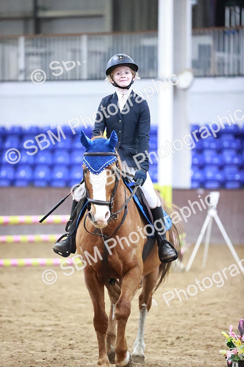 SBM_001809 - Class 9 - Pony Intro 75cm