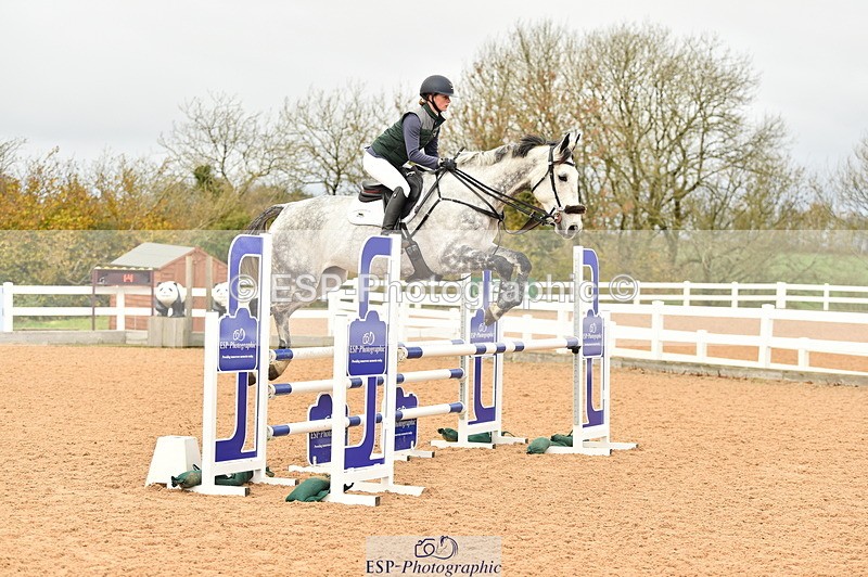 231122A-130010-00384 - Cls 4 Newcomers & 1.10m Open