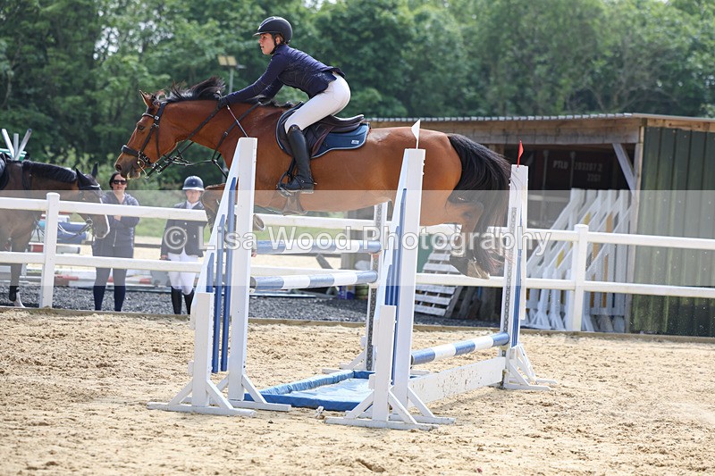 3E7A1119 - Class 13: Senior Newcomers/1.10m open