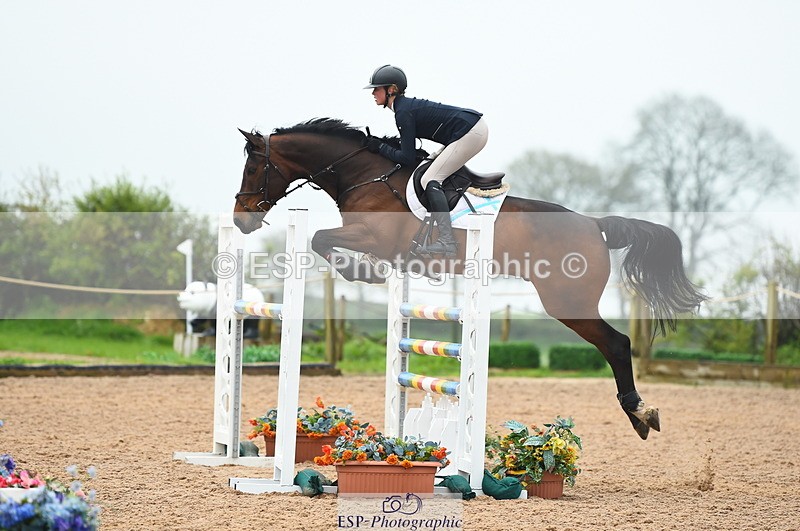 230505A-101102-02848 - Cls 20 Snr Foxhunter