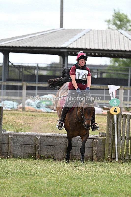 WJ7_4998 - 60cm XC Time 09:58 to 10:16