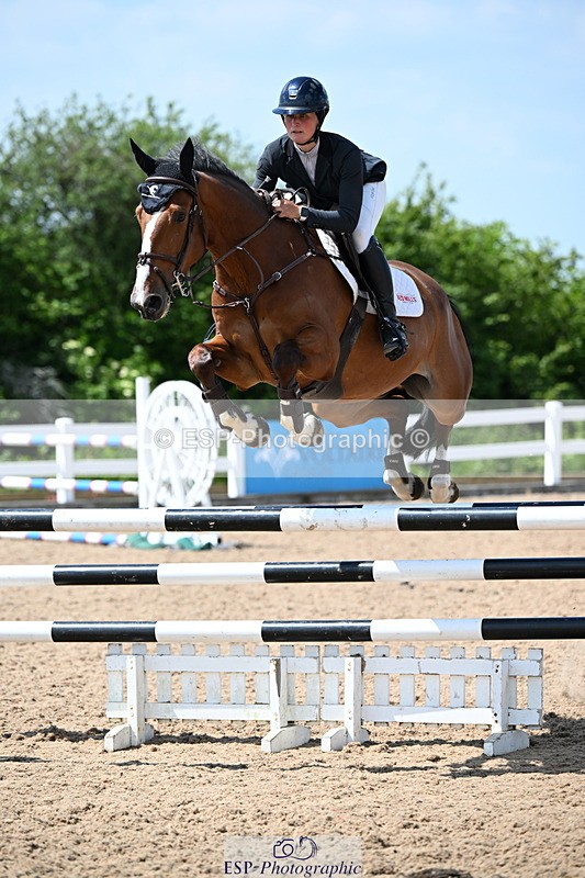 240605A-143422-00753 - Cls 4 Newcomers and 1.10m Open