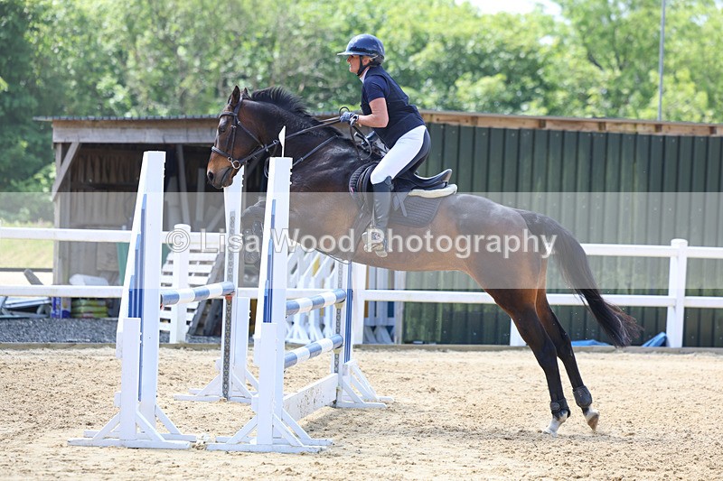 3E7A0302 - Class 10: Senior 95cm open