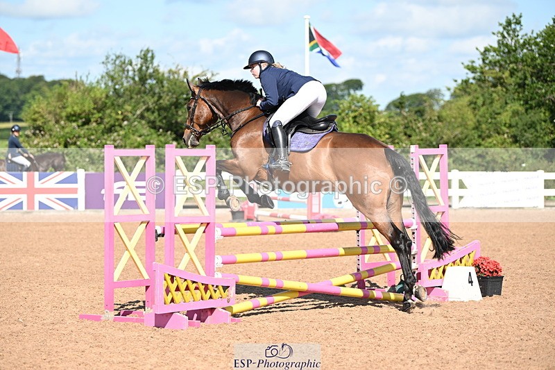 240728A-100047-07760 - Cls 33 Snr British Novice and 90cm Open