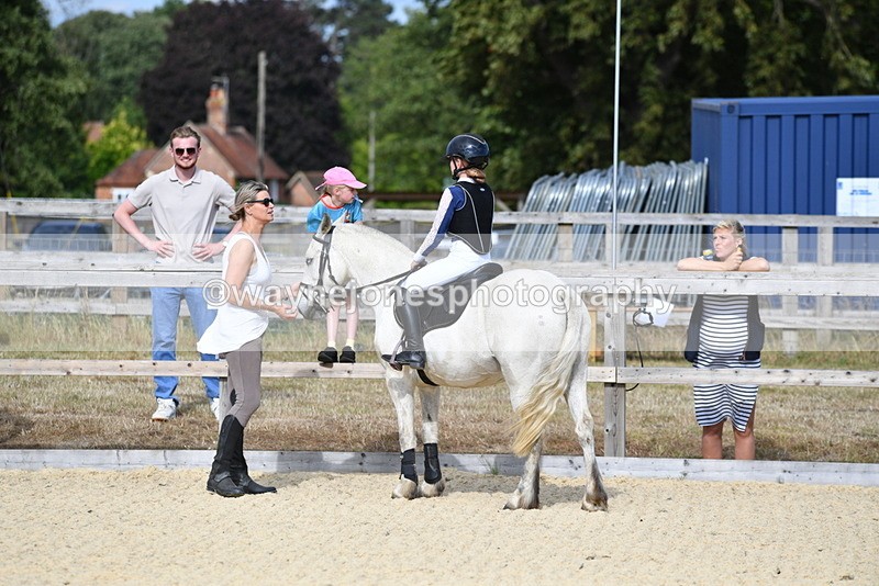 WJ5_5706 - Poles off the floor