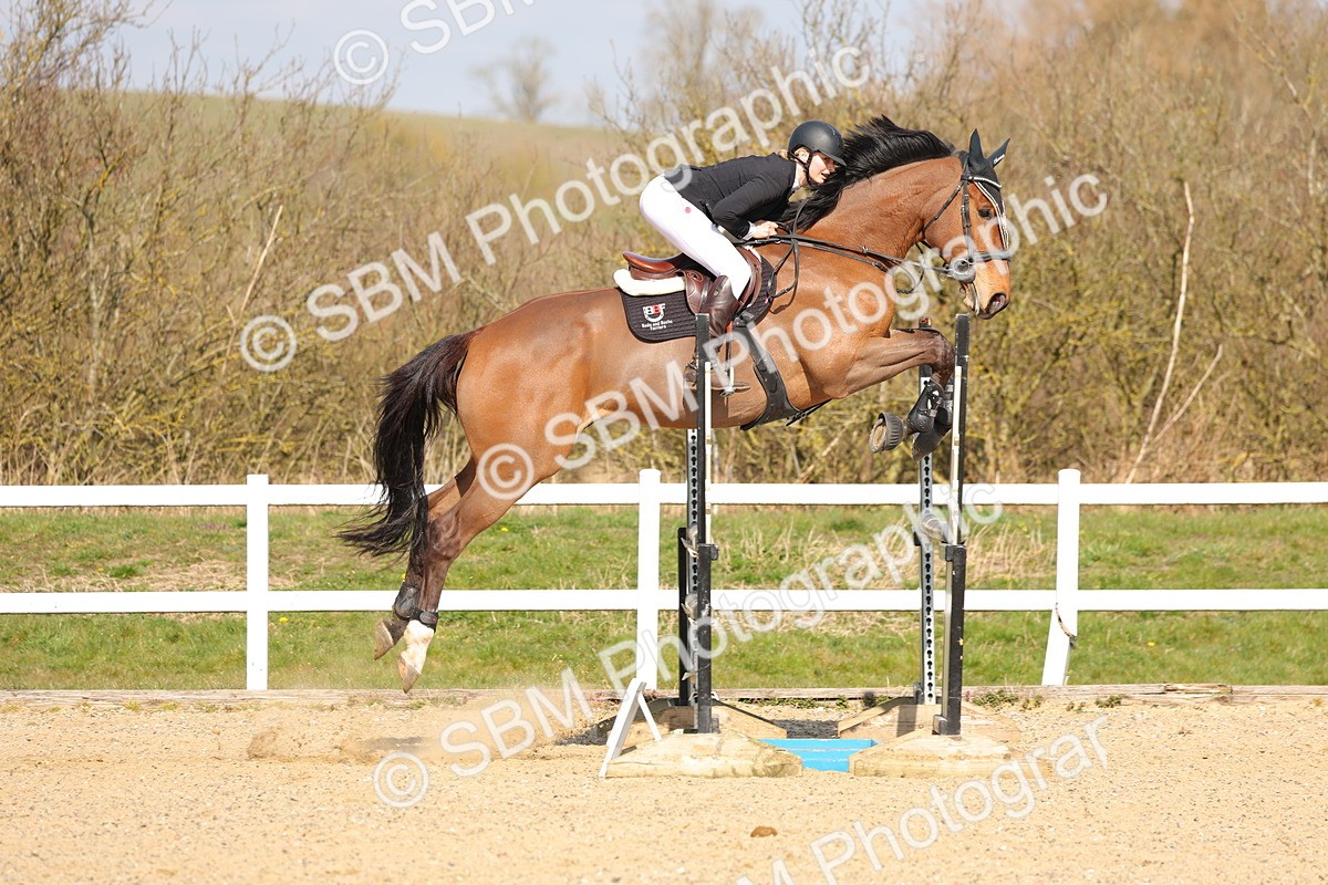 SBM_001444 - Class 4 - Senior Newcomers - 1.10m