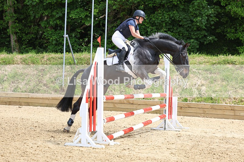 3E7A0588 - Class 10: Senior 95cm open