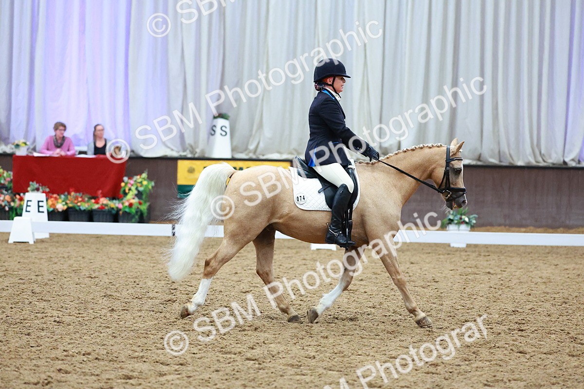 SBM_004319 - Class 12 - E2 Championship - 14.50-15.53