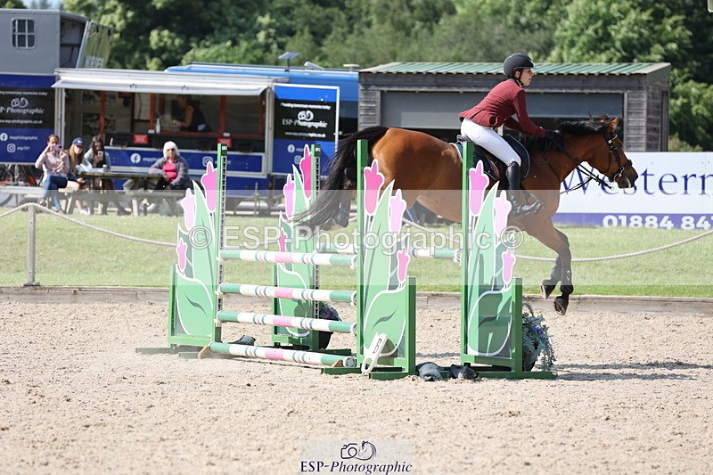 250614A-162627-08303 - Cls 30 1.05m Amateur Q and Open