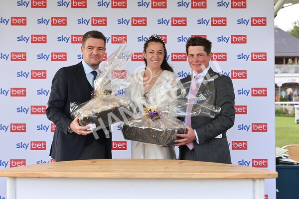 yr20082022r7-56 - Race 7 5.20pm Sky Bet Finale Stakes