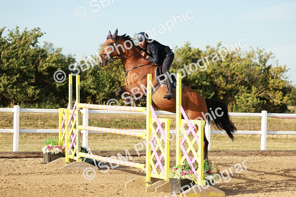 SBM_008992 - Class 6 - National 1.30m 1.40m Open Handicap