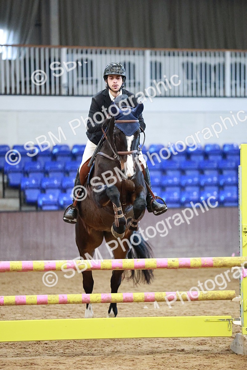 SBM_000327 - Class 2 - Senior British Novice 90cm