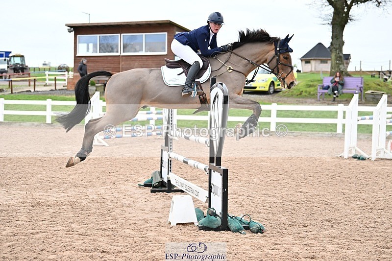 250112-113018-01054 - Cls 19 Snr 1.05m Open