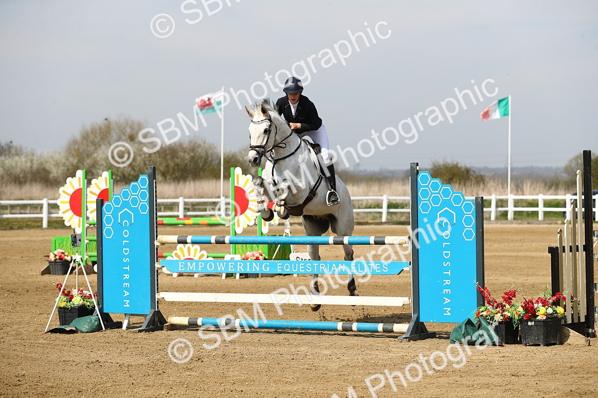 SBM_002492 - Class 10 - Senior Newcomers - 1.10m