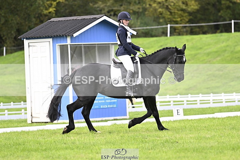 251023A-113605-03905 - F-413-Lucy.Jowett