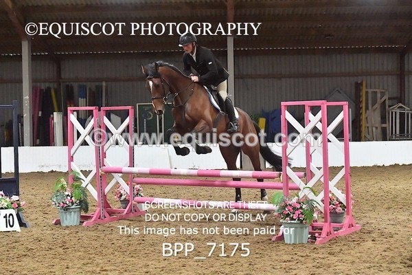BPP_7175 - CLASS 4 Senior BritiNovice/ 90cm Open
