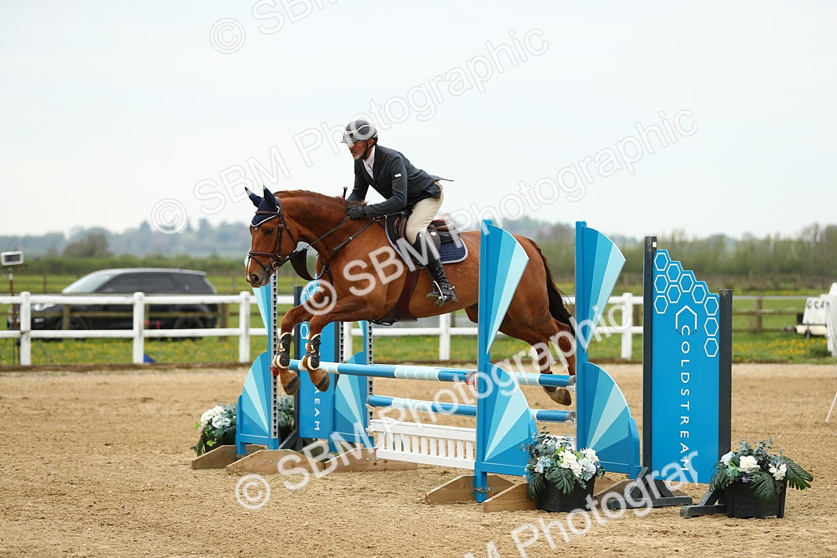 SBM_000642 - Class 3 - Senior Discovery 1m