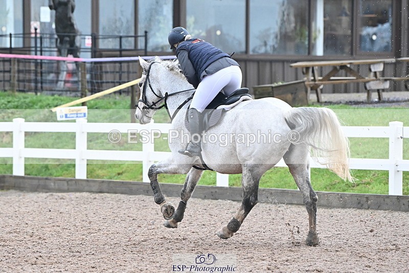 231210A-122030-02425 - Cls 19 Snr 1.05m Open