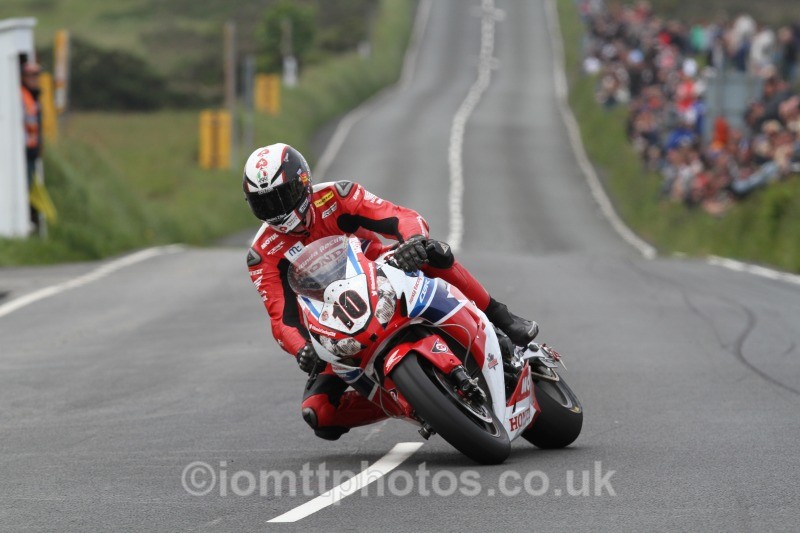 Conor Cummins Honda / Honda Racing - Pokerstars Senior TT