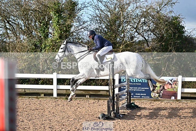 241120X-110433-00229 - Cls 02A&B Snr Disc & 100 Open